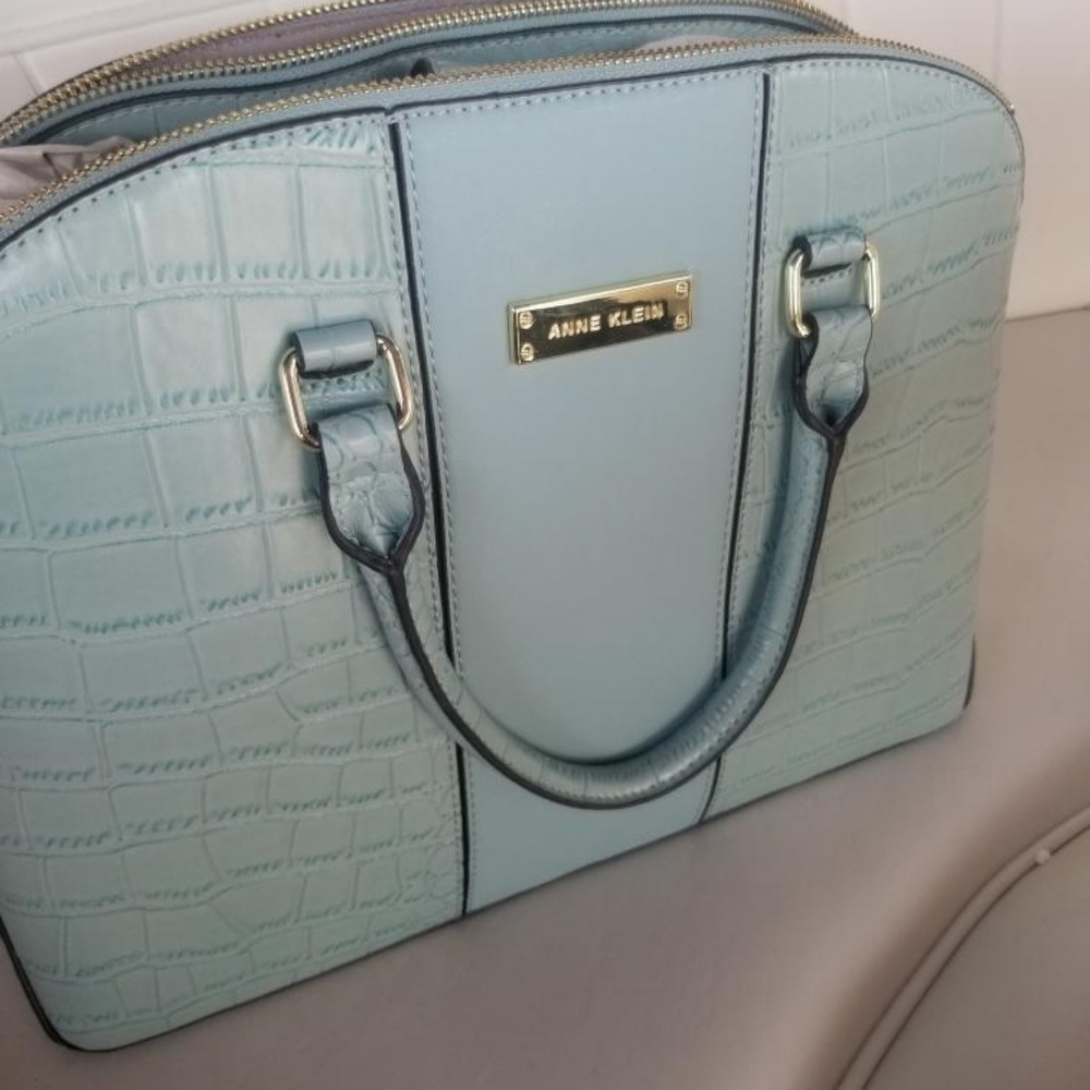 Anne Klein purse New